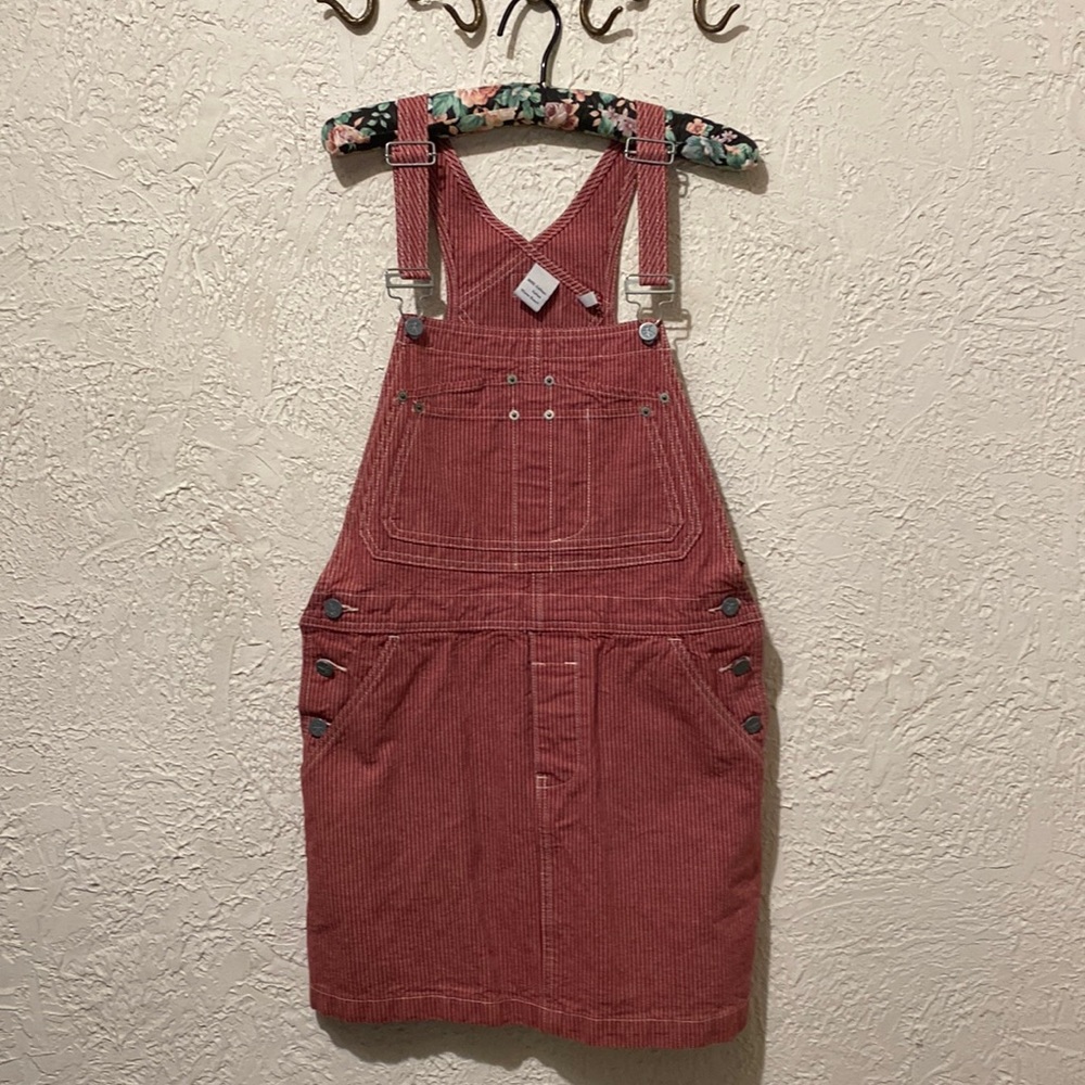 Vintage 90s Calvin Klein Jean Jumper. Loved wearing this w/ my Keds and shorts❤️